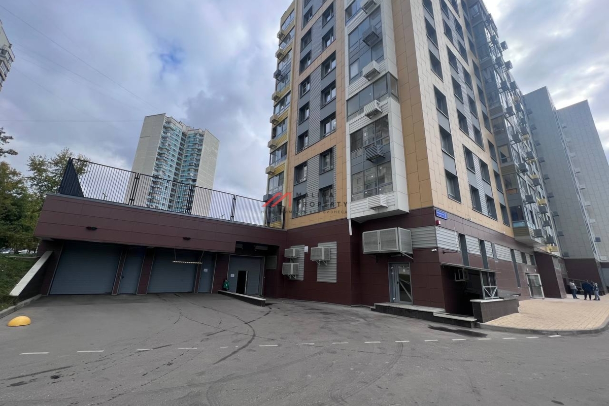 Продажа помещения на Барвихинской