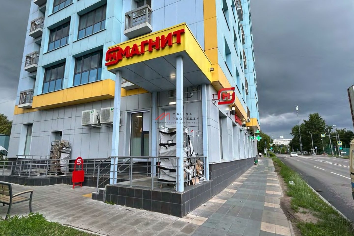 Продажа помещения c Магнитом и Горздравом