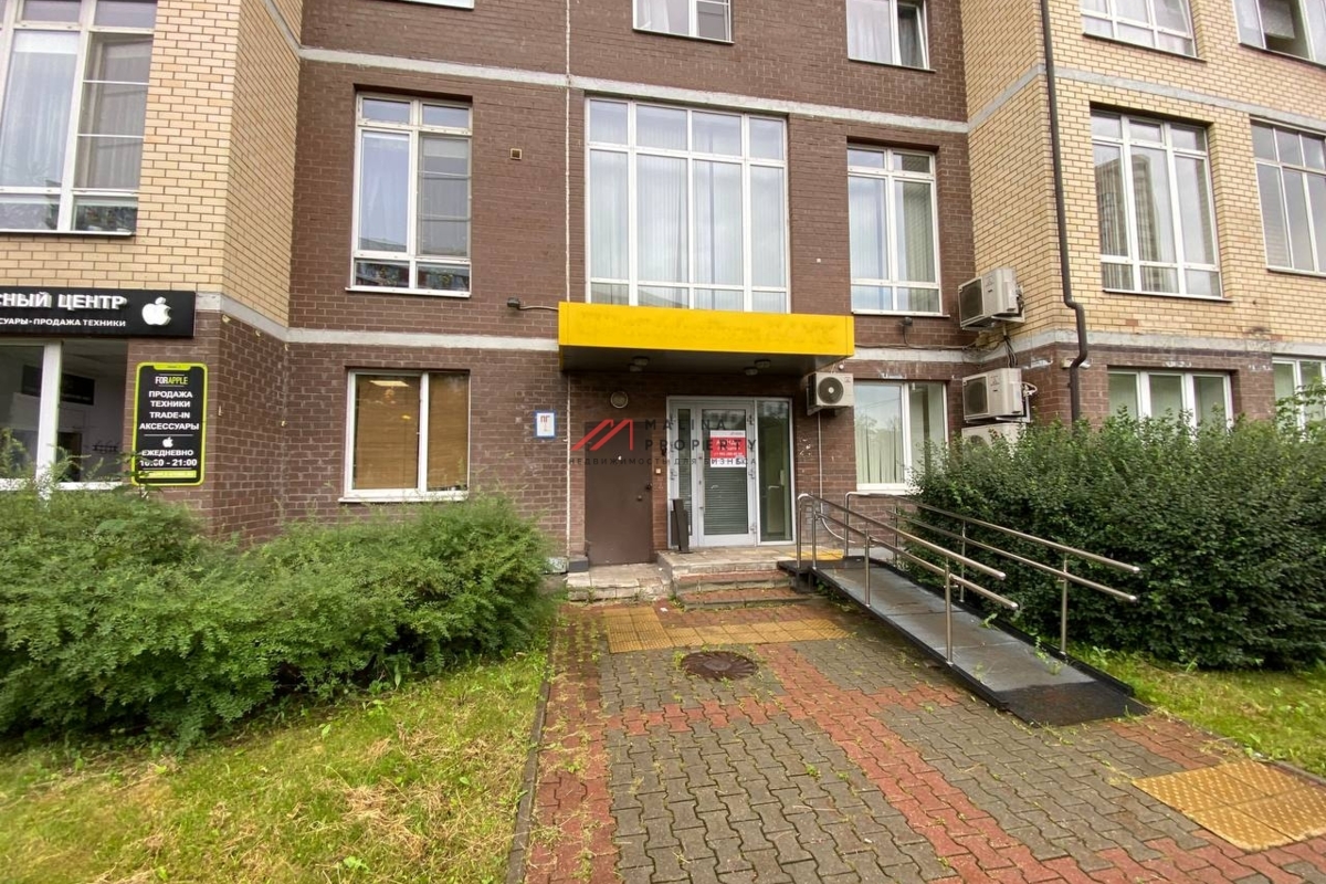 Аренда торгового помещения в жилом доме