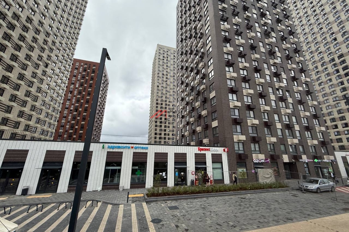 Продажа помещения в ЖК "Кавказский бульвар 51" с арендаторами