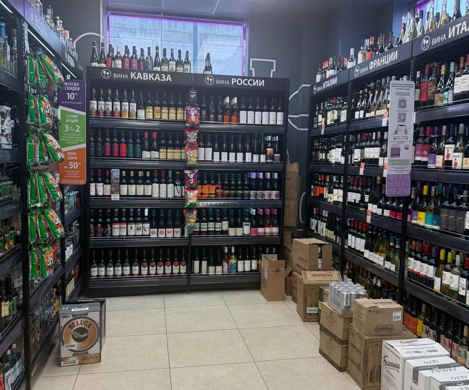 Продажа помещения с арендаторами в ЖК "Кавказский бульвар 51"