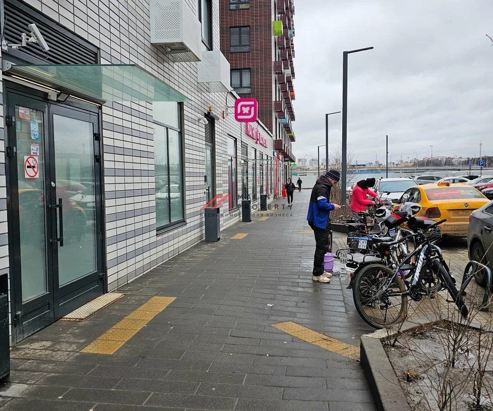 Продажа торгового помещения с арендатором Самокат 