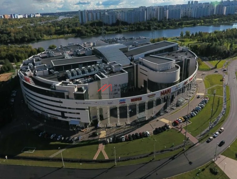Продажа торгового центра MARI