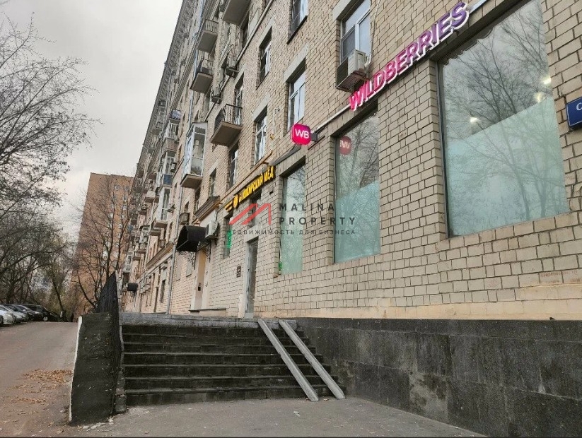 Продажа торгового помещения рядом с метро Достоевская