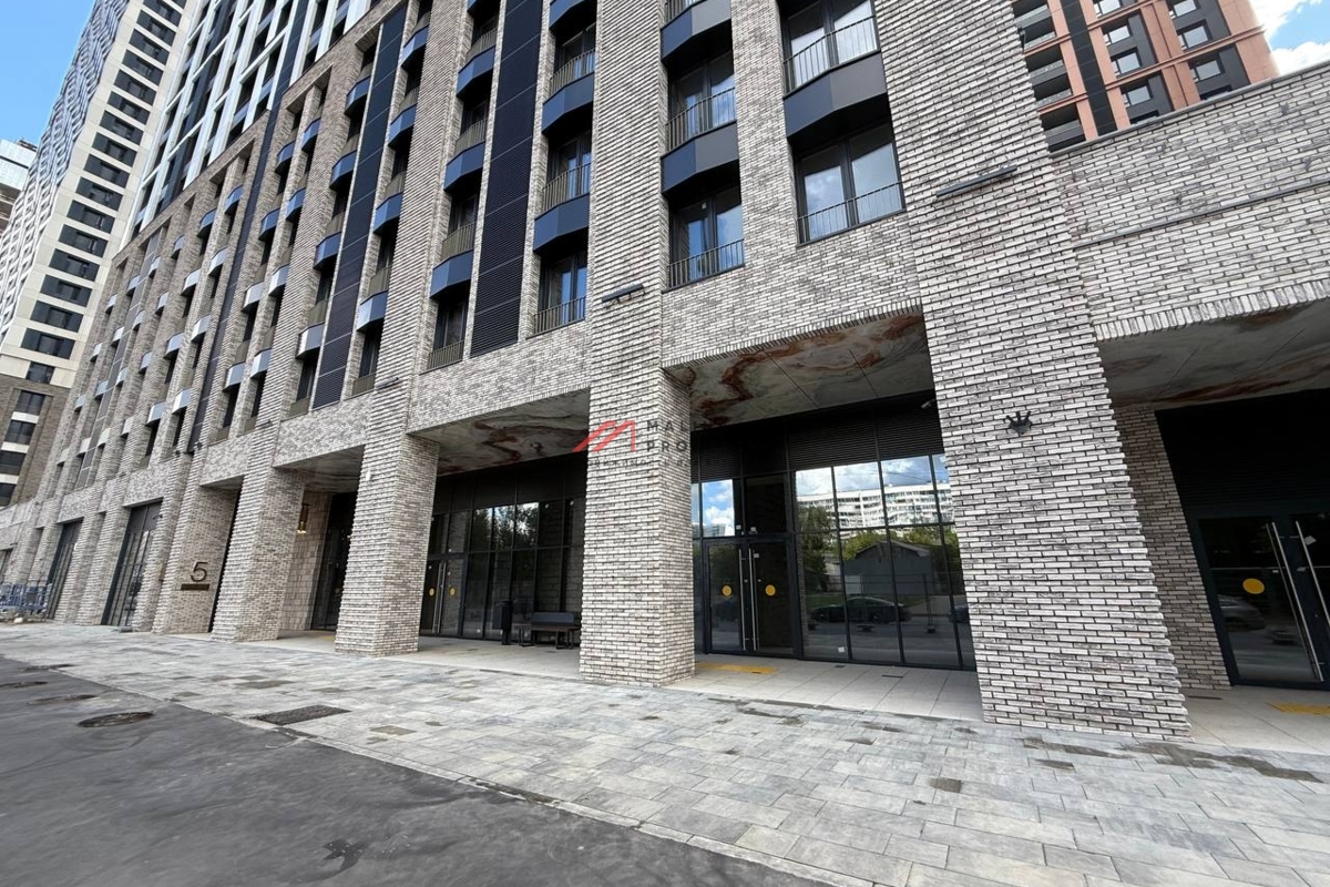 Продажа торгового помещения в ЖК "EVER" 