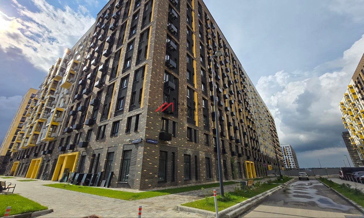 Продажа помещения с арендатором в ЖК "Пятницкие луга" 