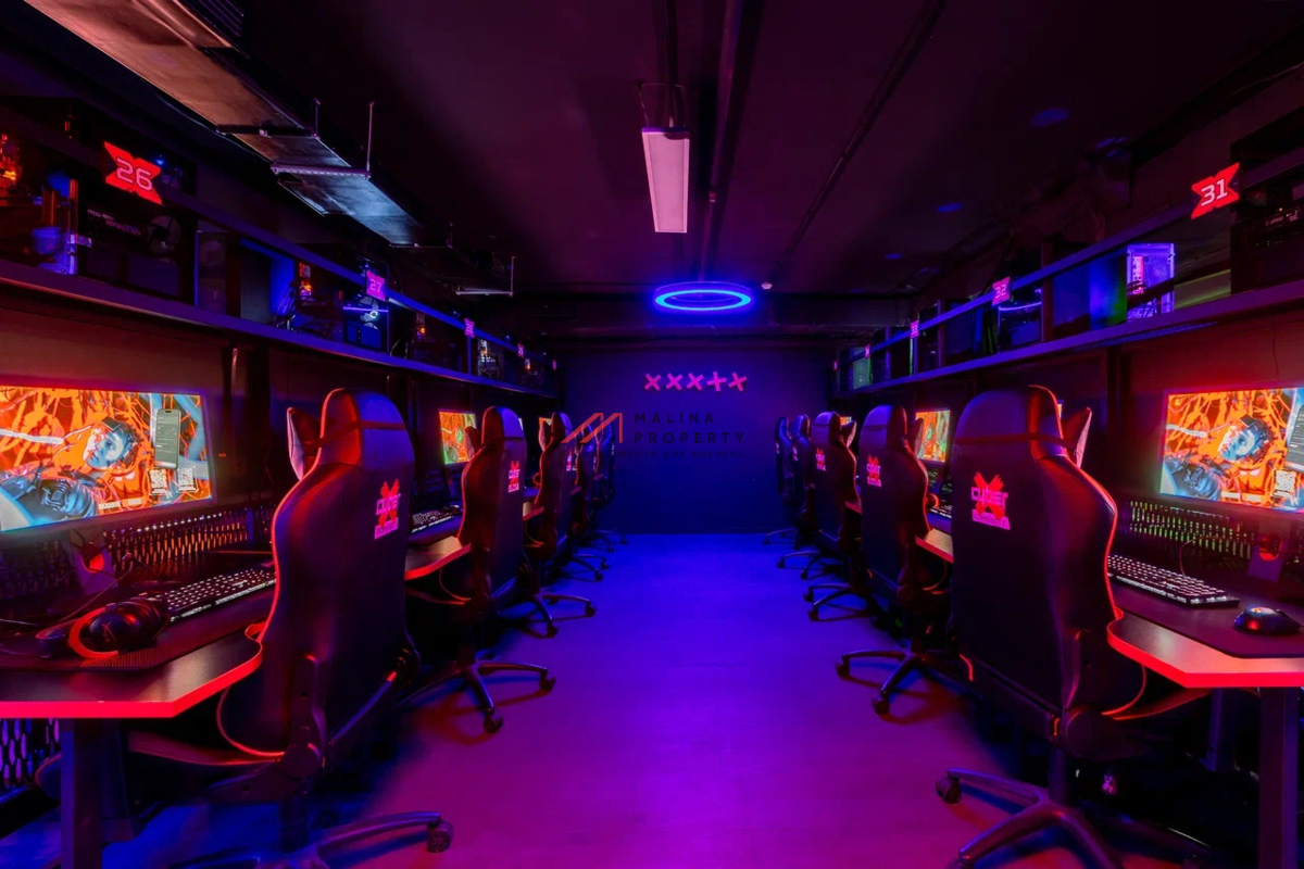 Продажа помещения с арендаторами на выходе из метро