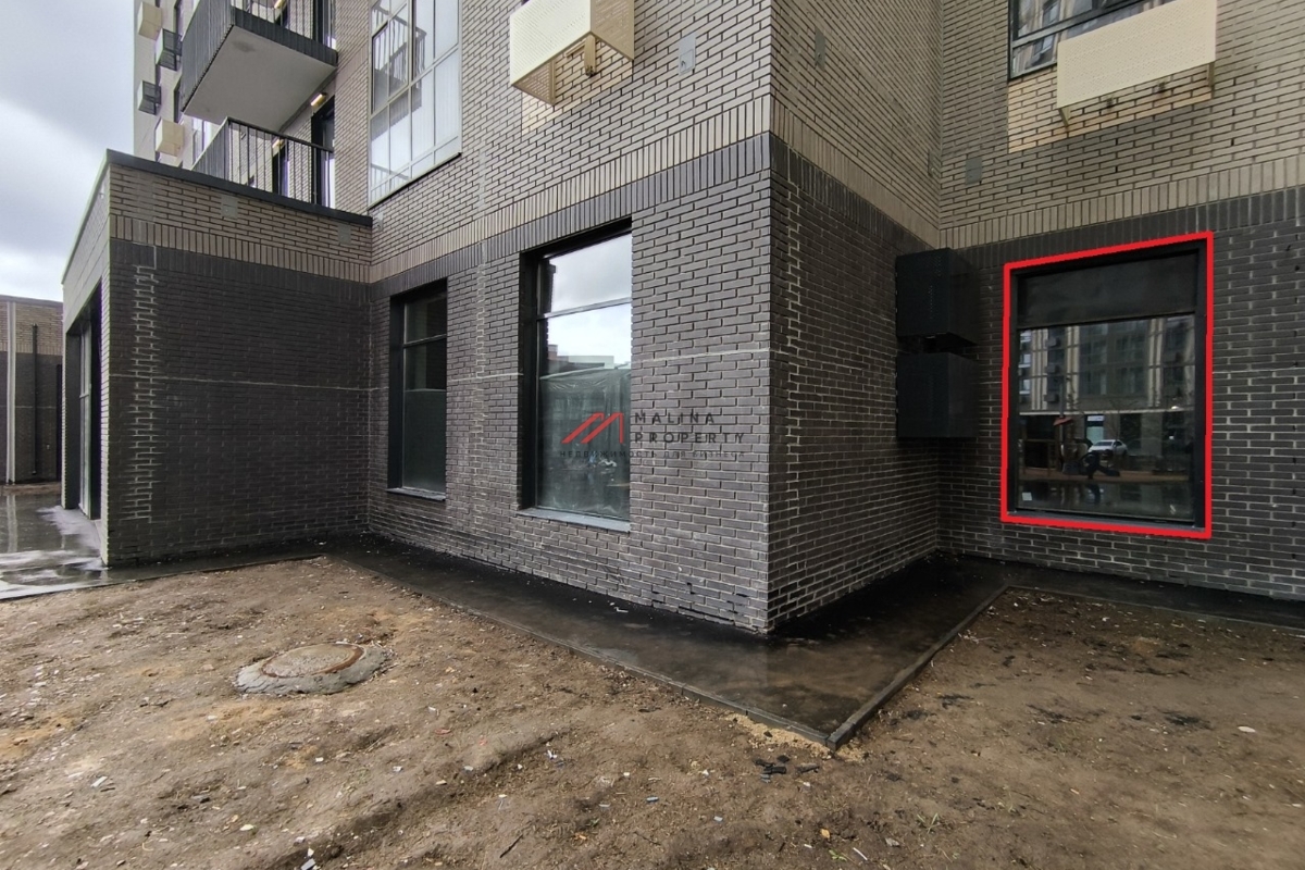 Продажа торгового помещения в новом доме