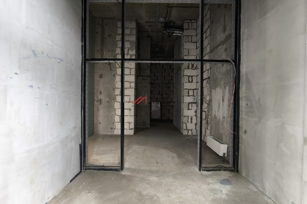 Аренда торгового помещения в новом доме