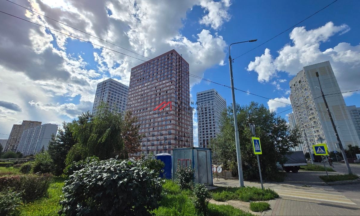 Продажа торгового помещения в ЖК "Ярославский квартал"