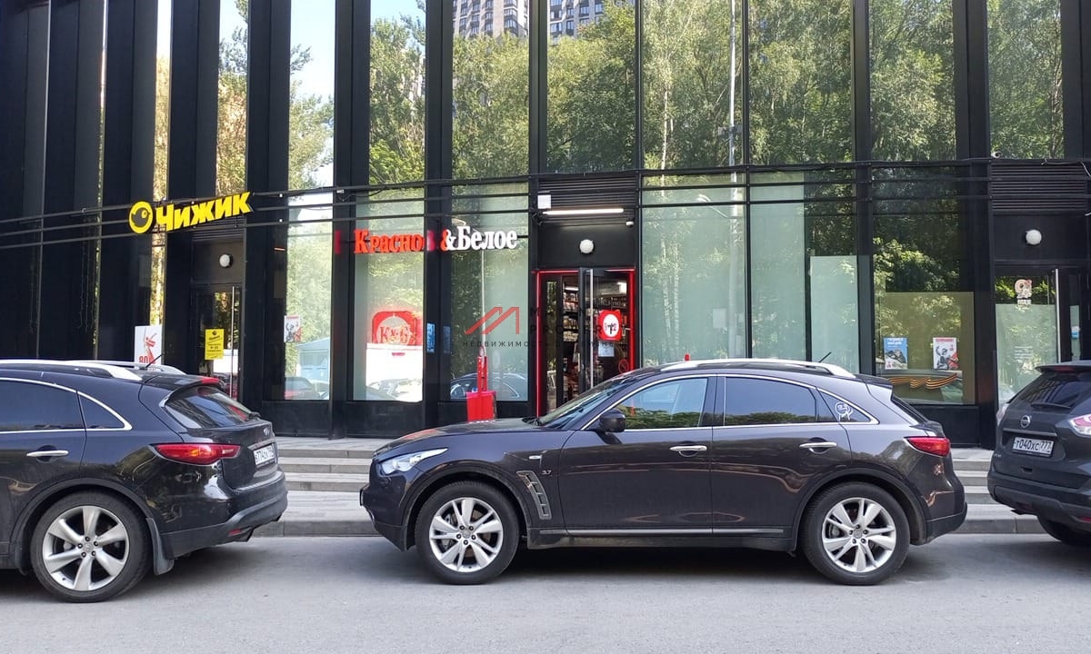 Продажа помещения с арендаторами в  ЖК "Фестиваль-парк"