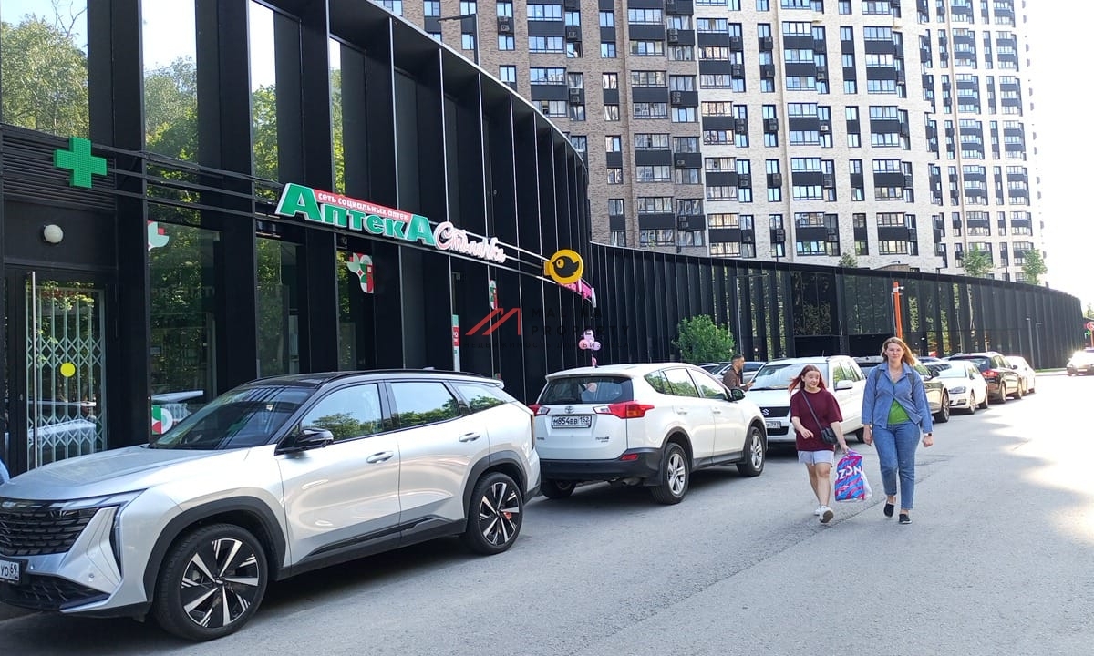 Продажа помещения с арендаторами в  ЖК "Фестиваль-парк"