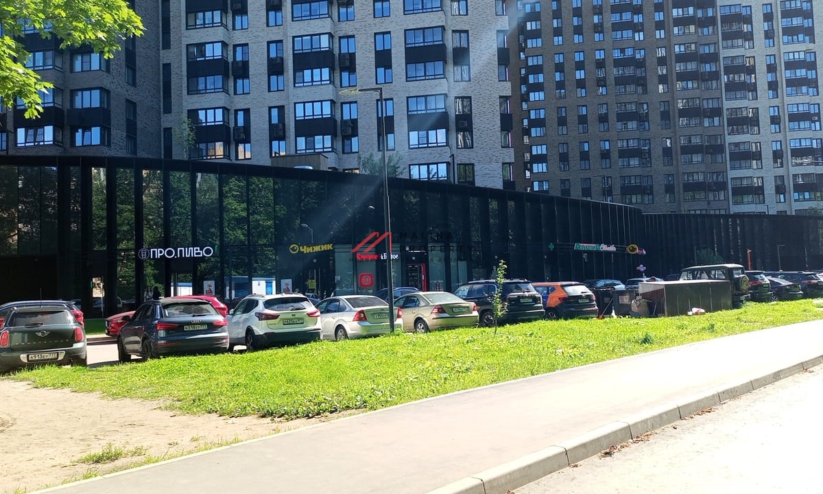 Продажа помещения с арендаторами в  ЖК "Фестиваль-парк"