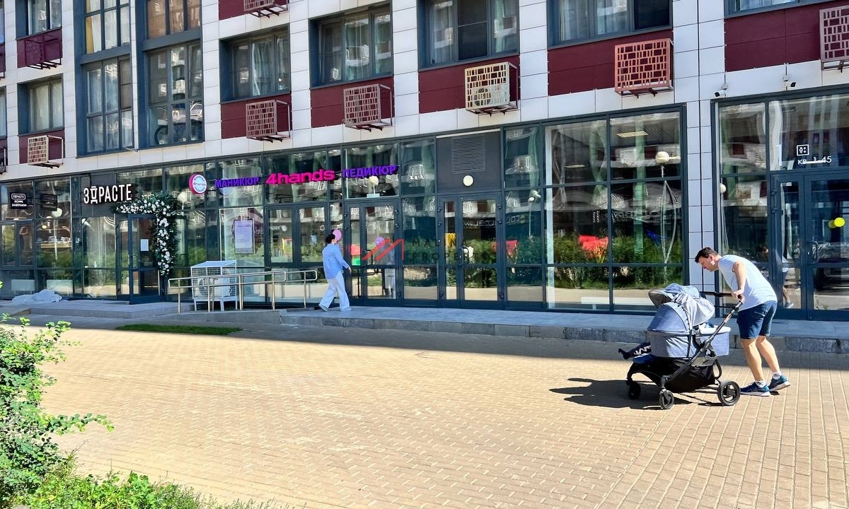 Продажа помещения арендатором 4Hands