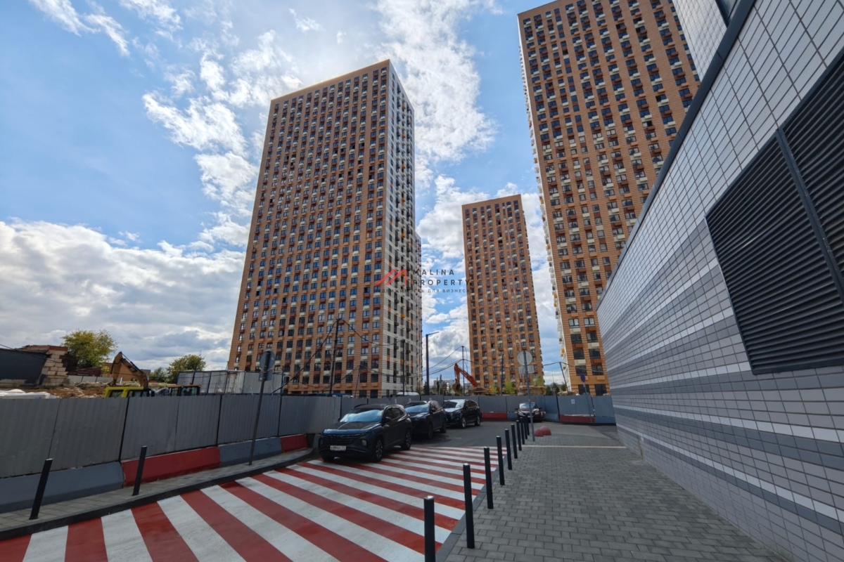 Продажа помещения с супермаркетом Магнит в ЖК "Амурский Парк"