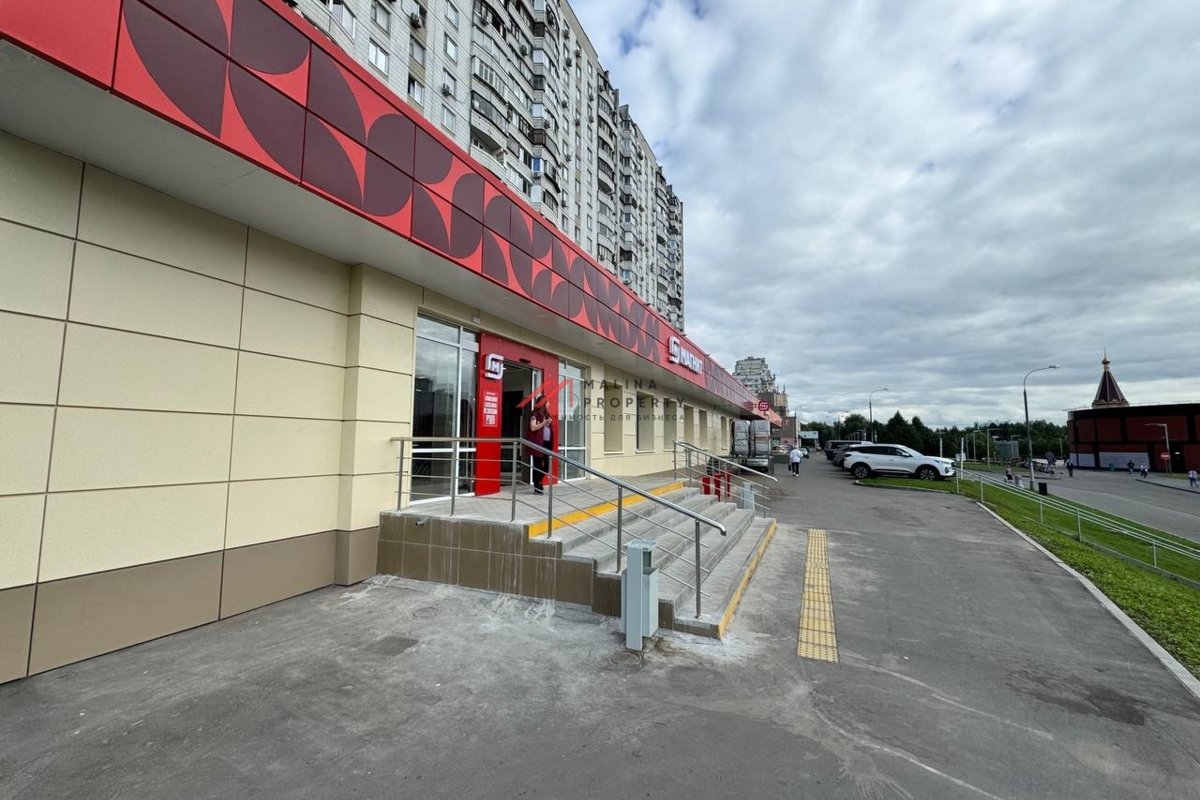 Продажа торгового помещения с магазином Магнит