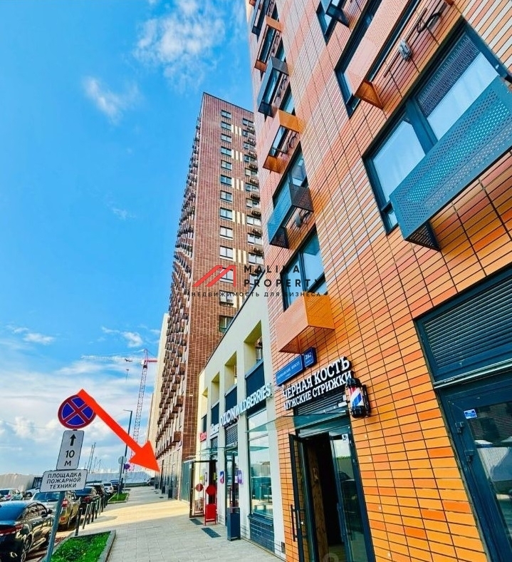 Аренда углового помещения в центре ЖК "Никольские Луга" 