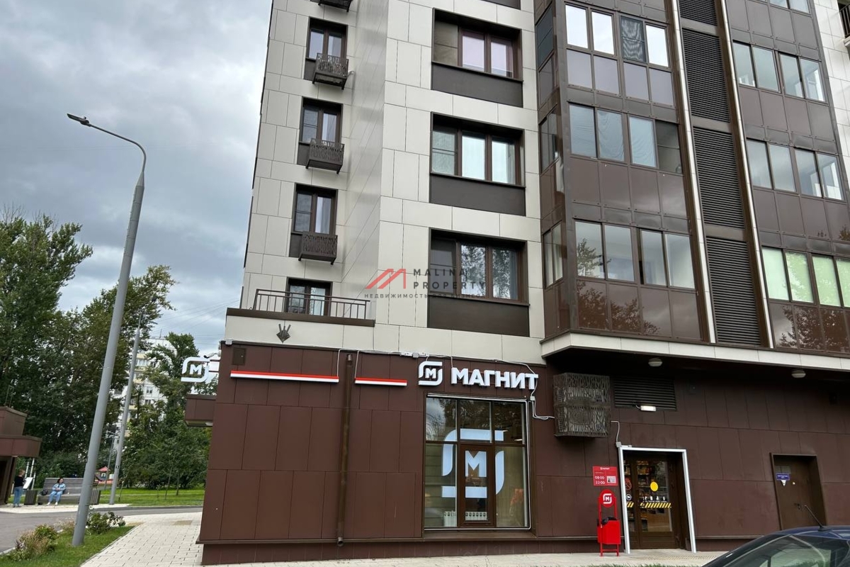 Продажа помещения с магазином Магнит в новом доме