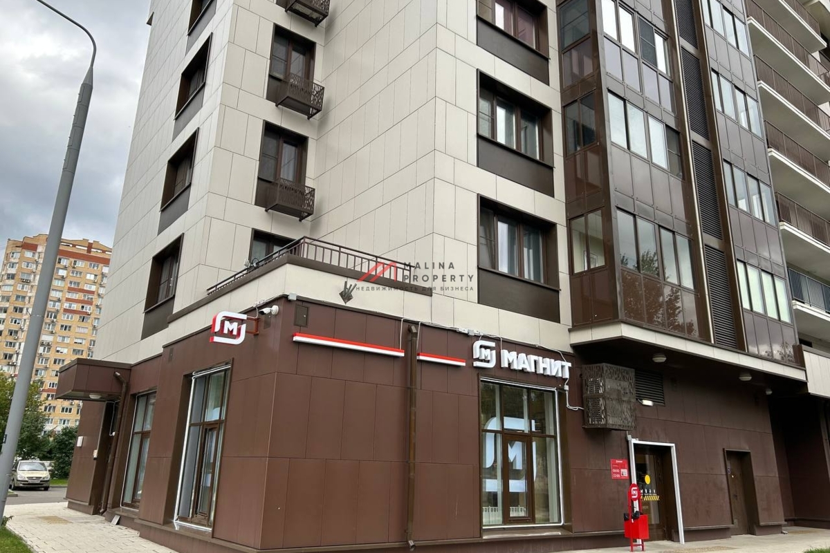 Продажа помещения с магазином Магнит в новом доме