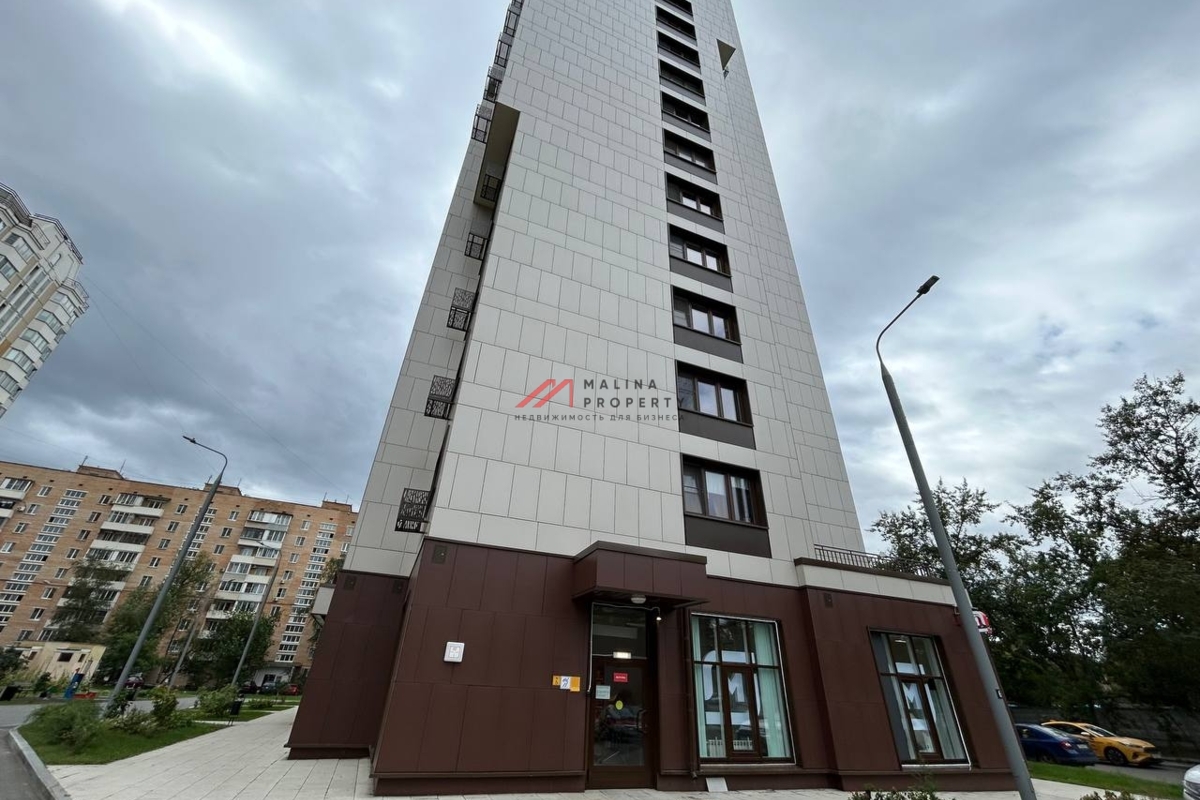 Продажа помещения с магазином Магнит в новом доме