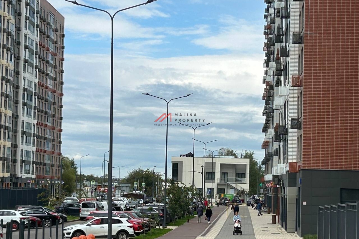 Продажа торгового помещения с арендатором Улыбка Радуги