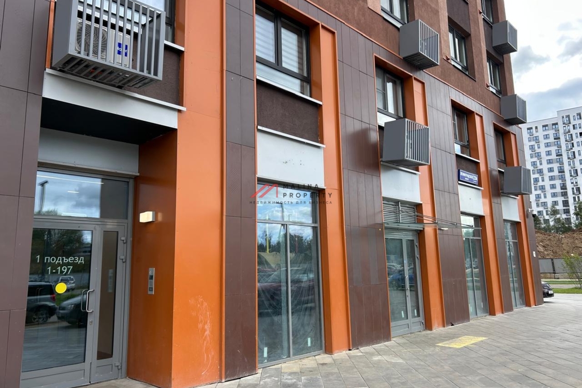 Продажа торгового помещения в новостройке