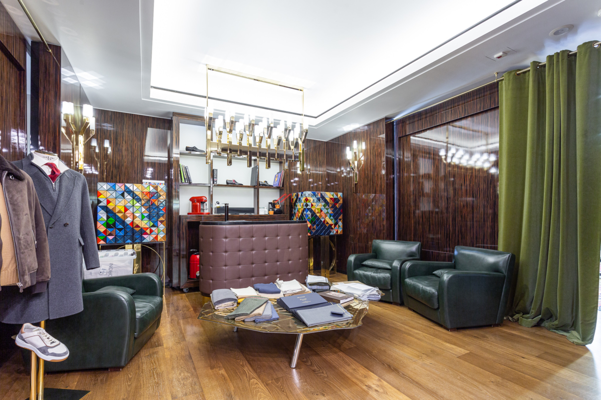 Аренда торгового помещения в БЦ "Ost House"