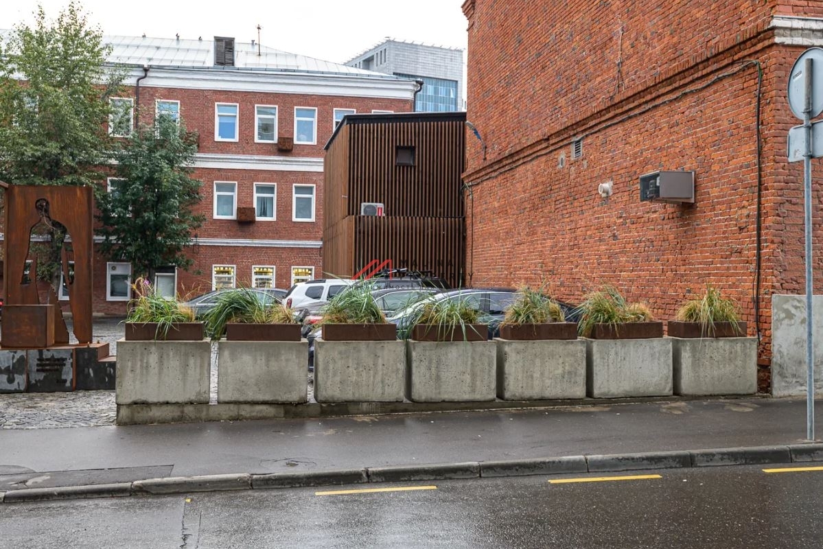 Продажа торгового помещения в Товариществе Рябовской мануфактуры