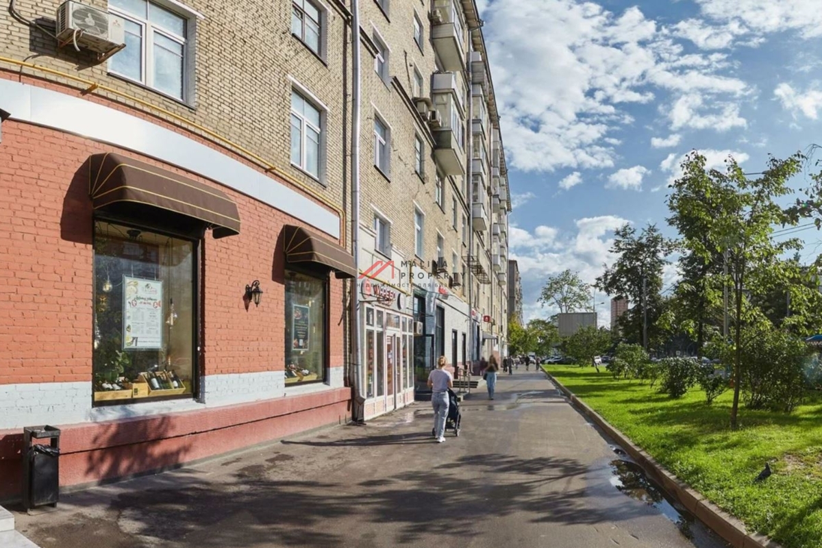 Продажа помещения с  "Альфа Банк" на Профсоюзной