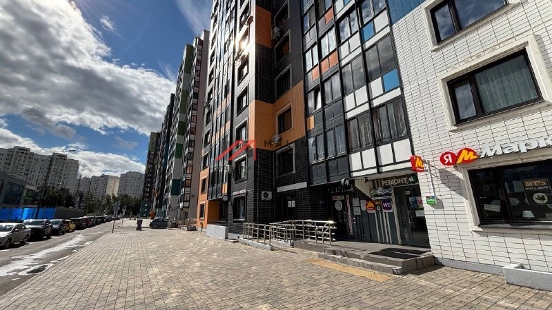 Продажа торгового помещения с сетевыми арендаторами