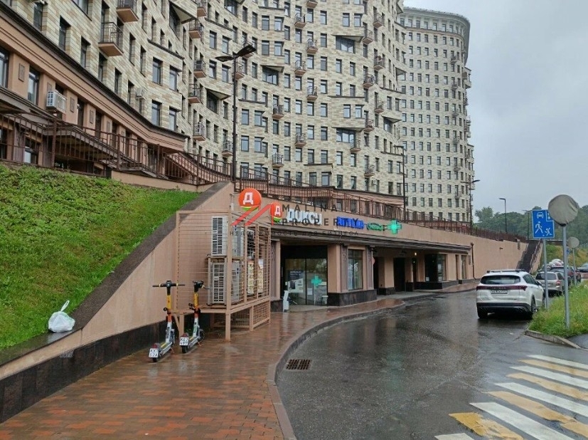 Продажа торгового помещения с сетевыми арендаторами