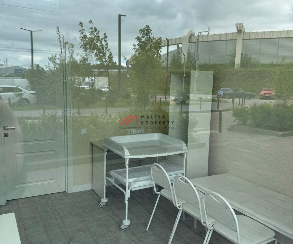 Продажа арендного бизнеса с медцентром в ЖК "Ильинские Луга"