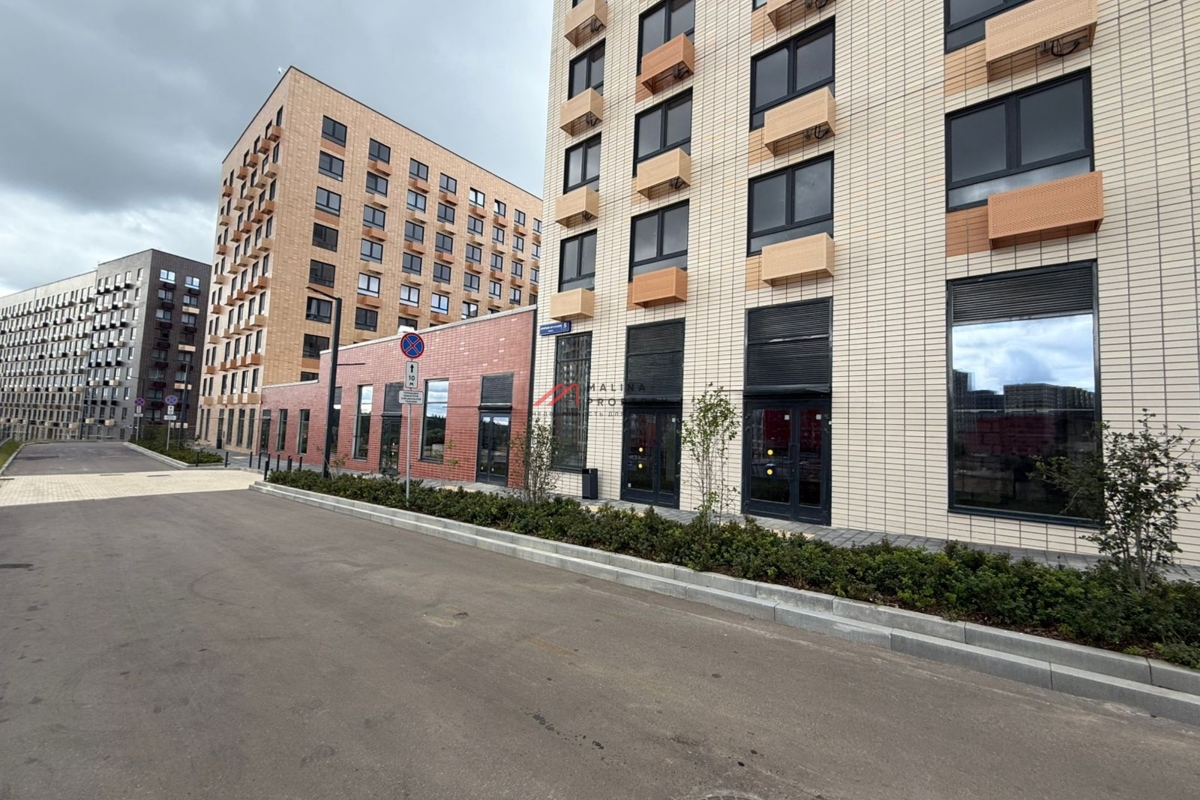 Продажа торгового помещения в ЖК "Середневский лес"