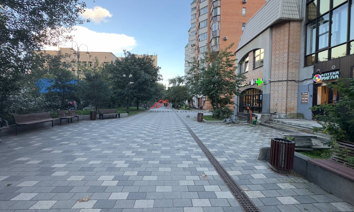 Продажа помещения с сетевыми арендаторами