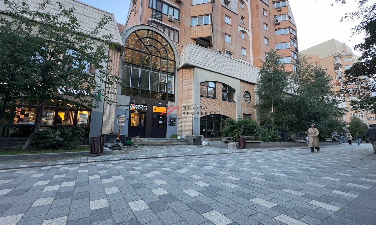 Продажа помещения с сетевыми арендаторами