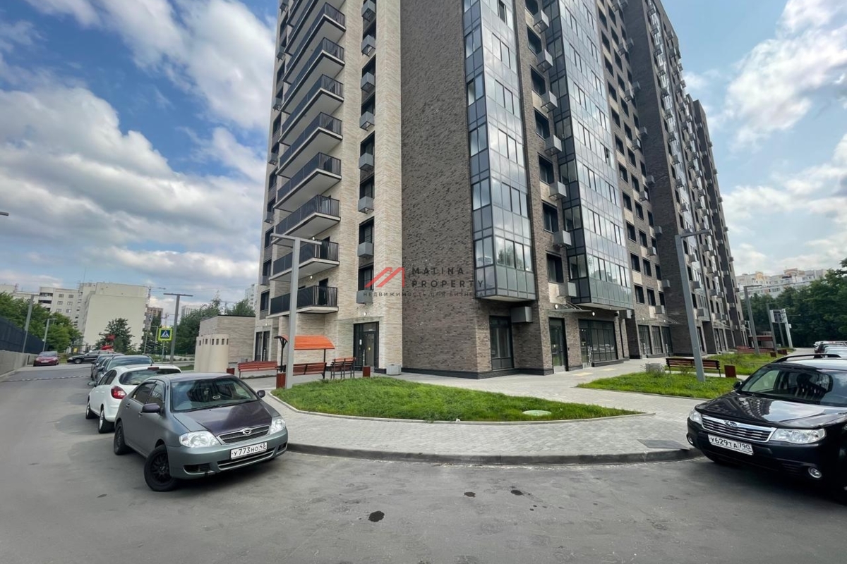 Продажа торгового помещения с арендатором Самокат 