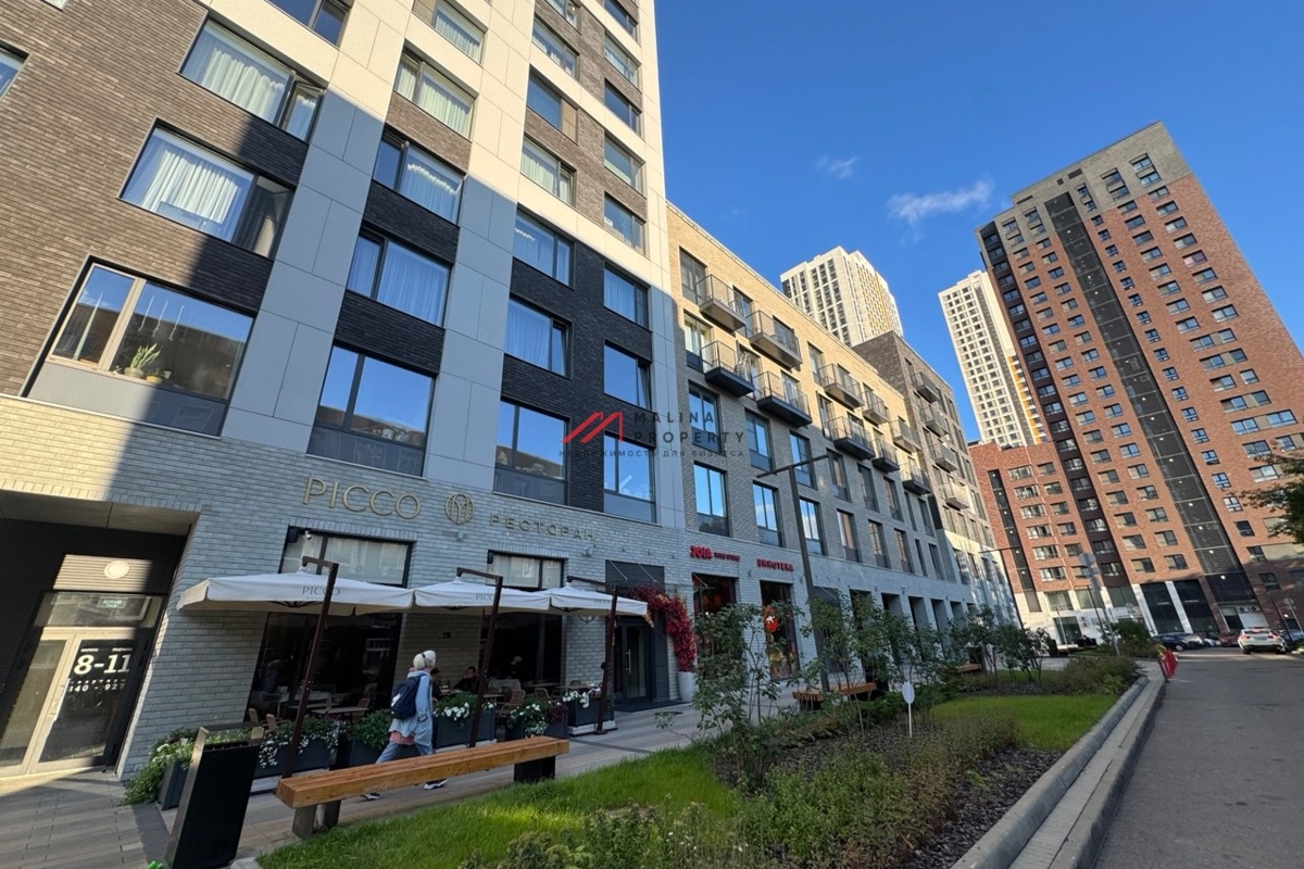 Продажа нежилого помещения в ЖК Хедлайнер