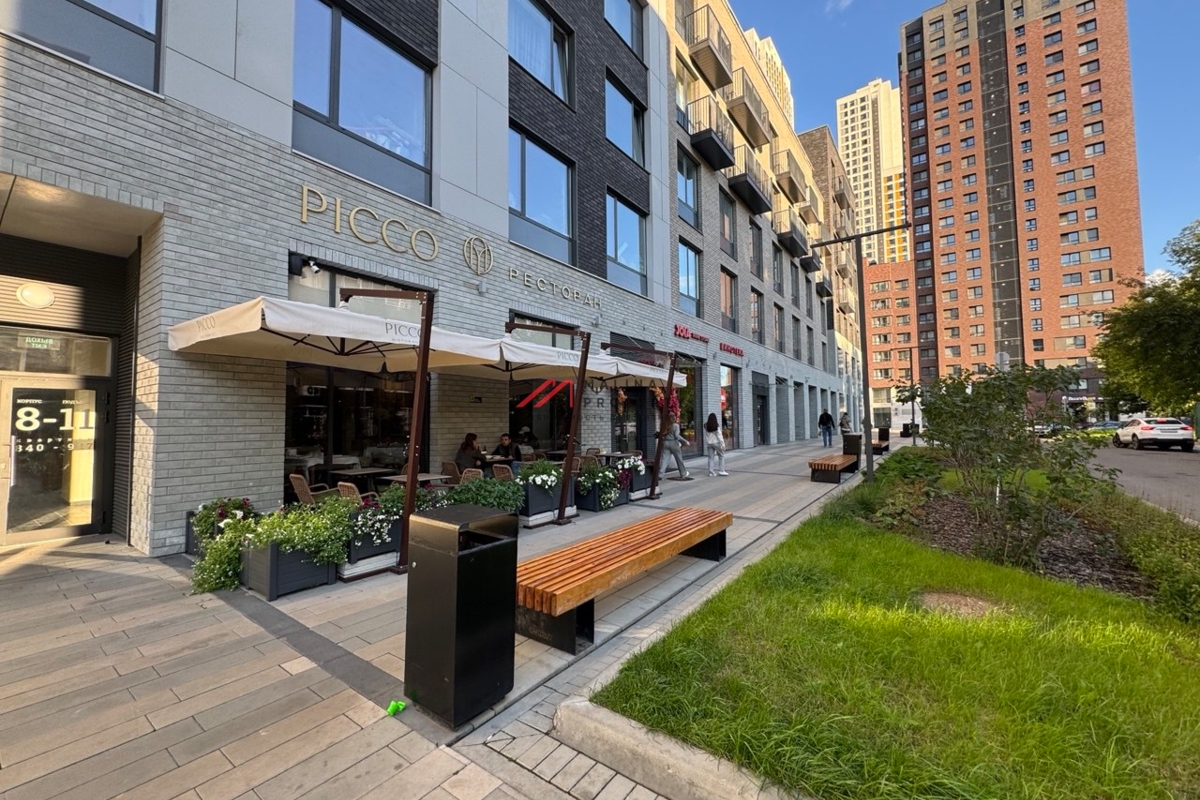 Продажа нежилого помещения в ЖК Хедлайнер