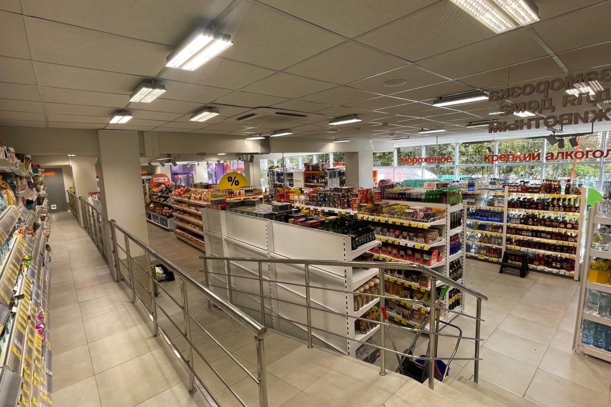 Продажа торгового помещения с арендатором "Дикси" 