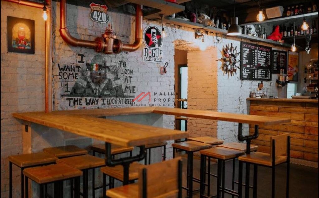 Продажа здания с арендаторами на Цветном бульваре