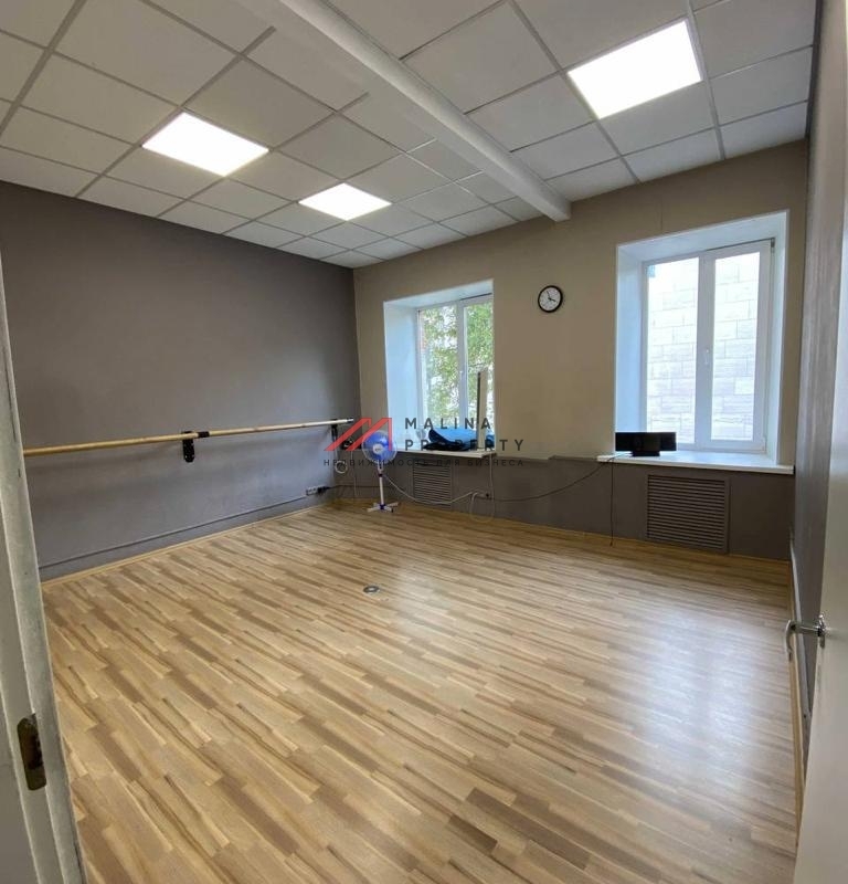 Продажа здания с арендаторами на Цветном бульваре