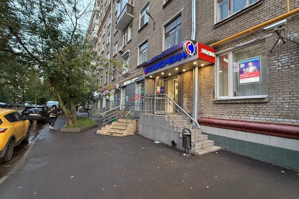 Аренда помещения у метро Академическая