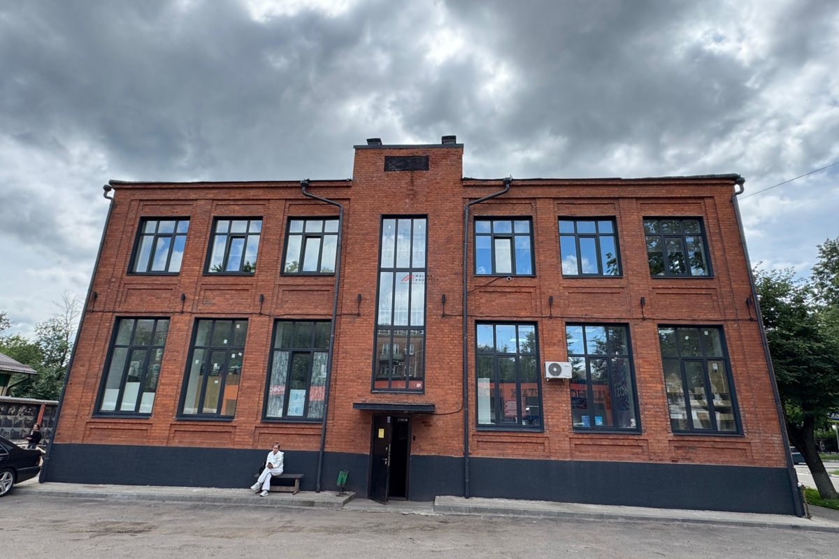 Продажа торгового здания с арендаторами в Ногинске