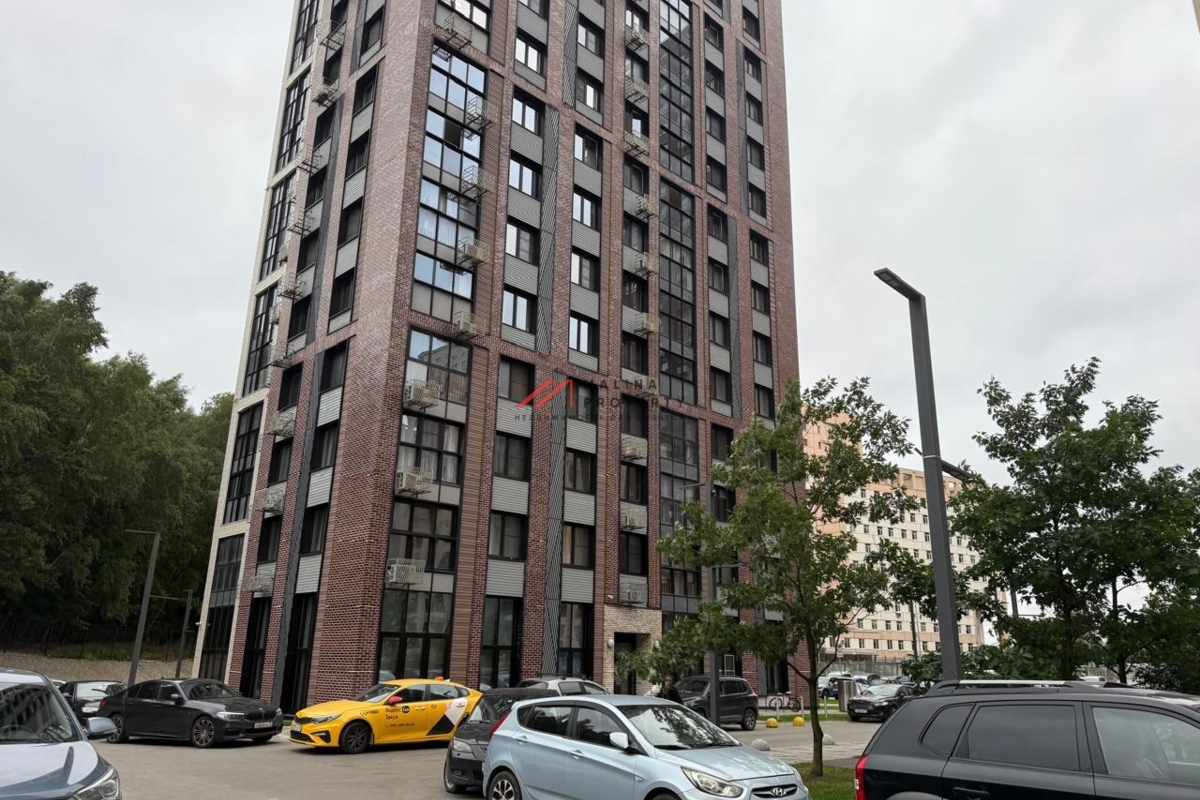 Продажа торгового помещения в ЖК Лесопарковая