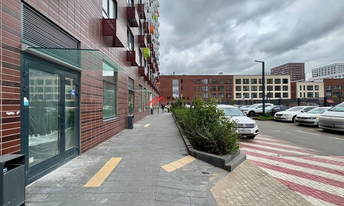 Продажа торгового помещения в ЖК "Бунинские луга"