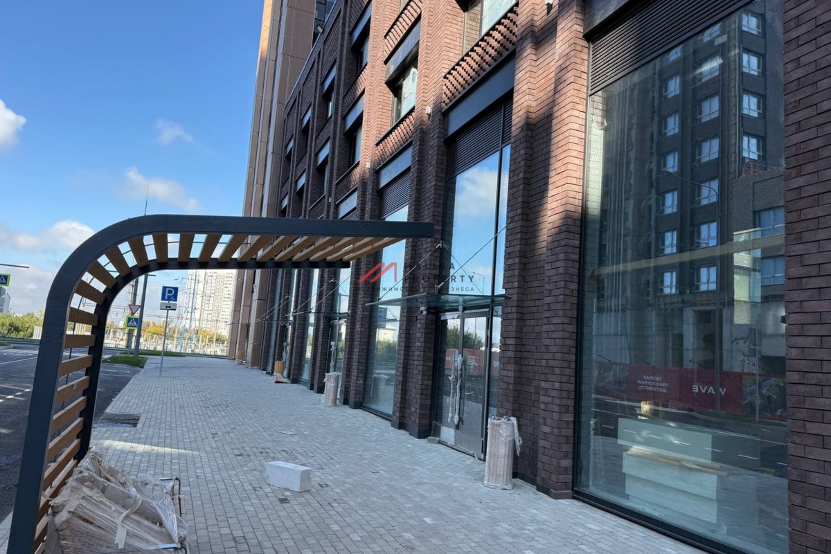 Аренда торгового помещения в ЖК "Wave" 