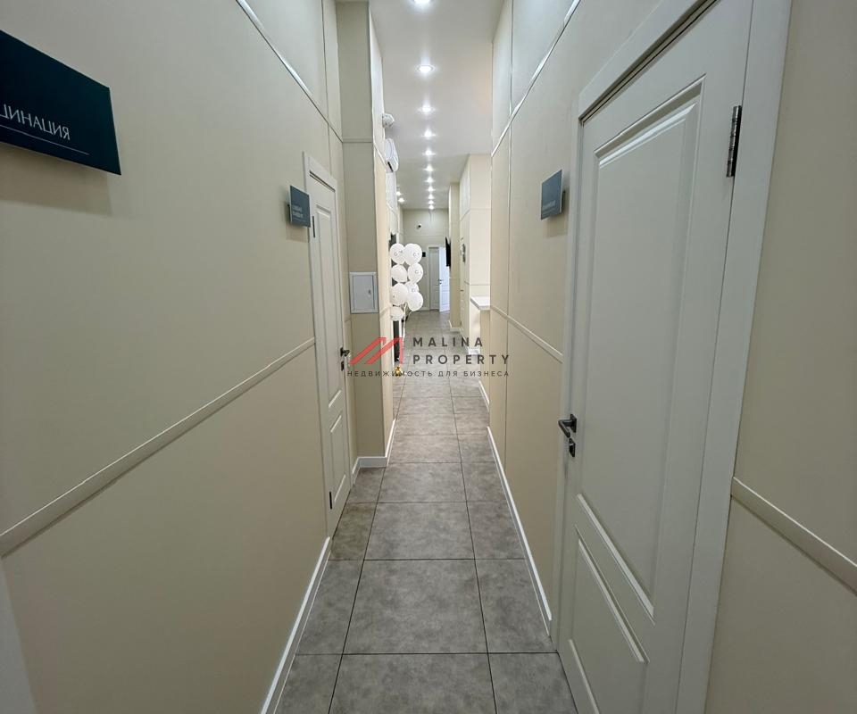 Продажа арендного бизнеса с медцентром в ЖК "Ильинские Луга"