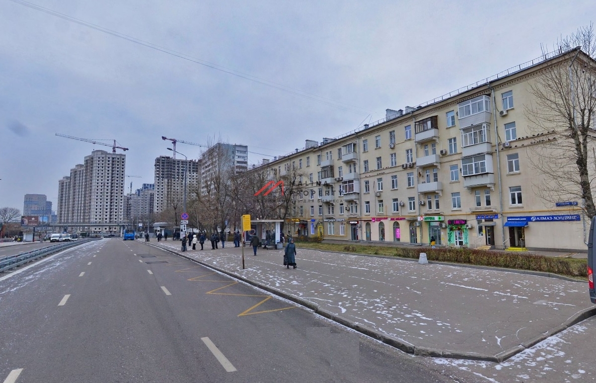 Продажа помещения с арендатором аптека у метро  Тушинская 
