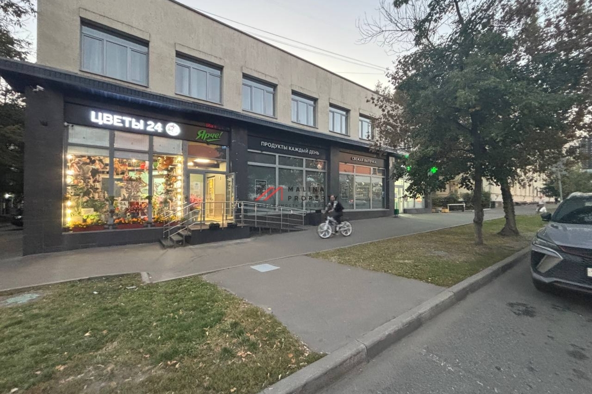 Продажа торгового здания с арендаторами