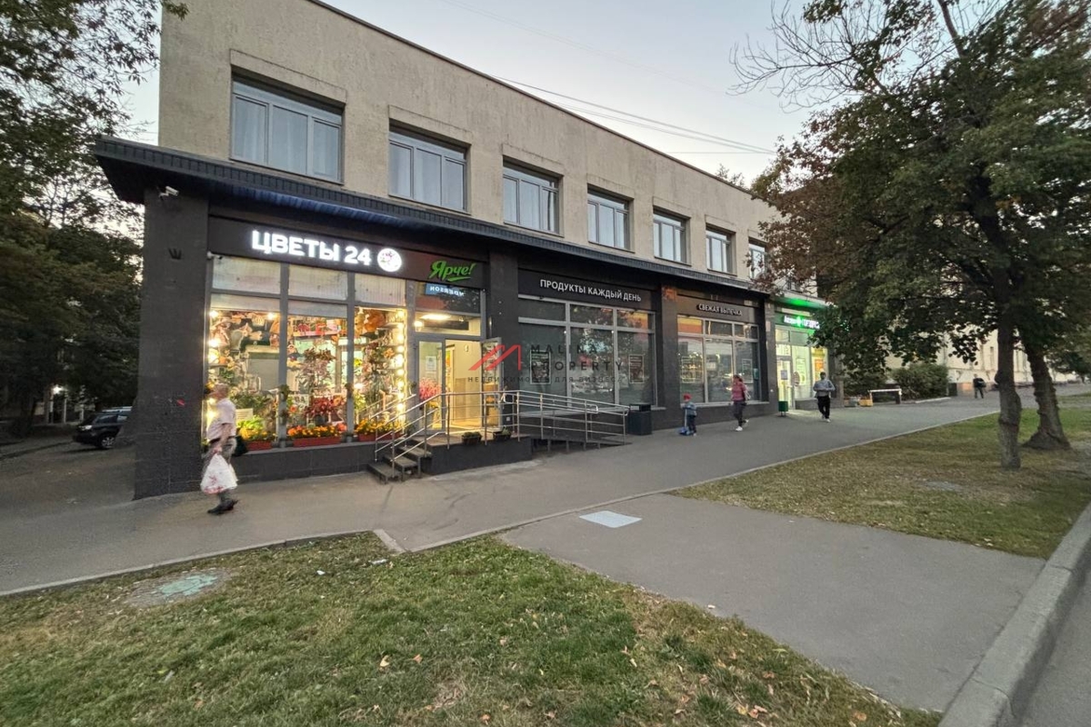 Продажа торгового здания с арендаторами